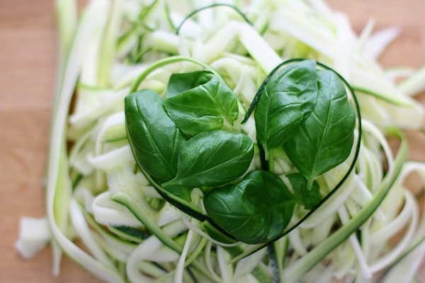 Zucchini Pasta With Fresh Basil